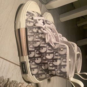 Dior converse